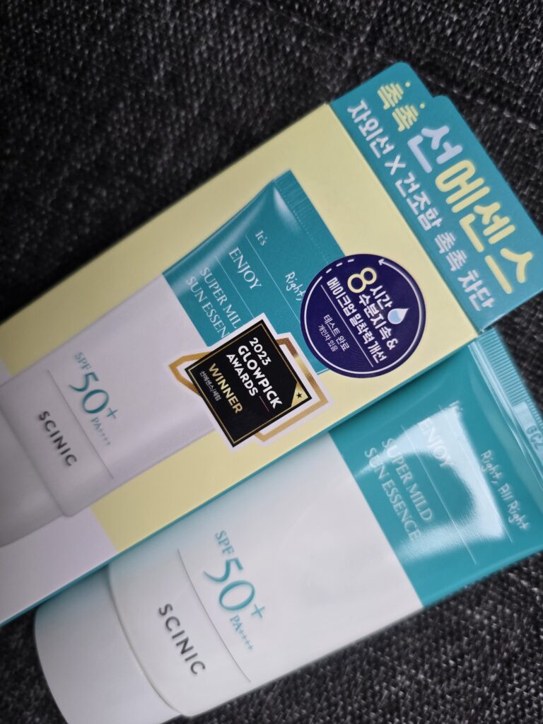 Scinic Enjoy Super Mild Sun Essence Packaging